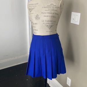 LA Apparel - royal blue pleated mini skirt - L